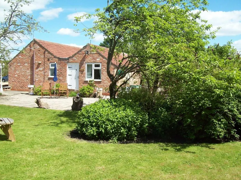 Fifth Milestone Cottage Dunnington United Kingdom