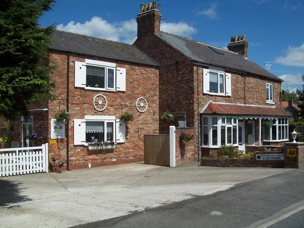 Fifth Milestone Cottage Dunnington