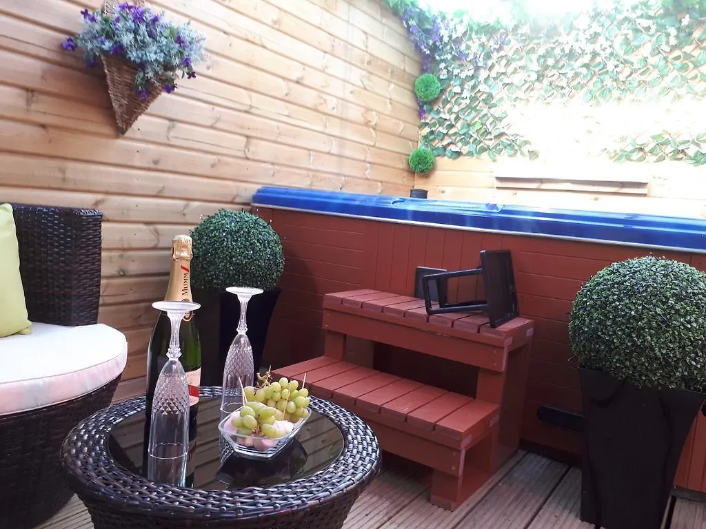Bed & Breakfast Fifth Milestone Cottage Dunnington